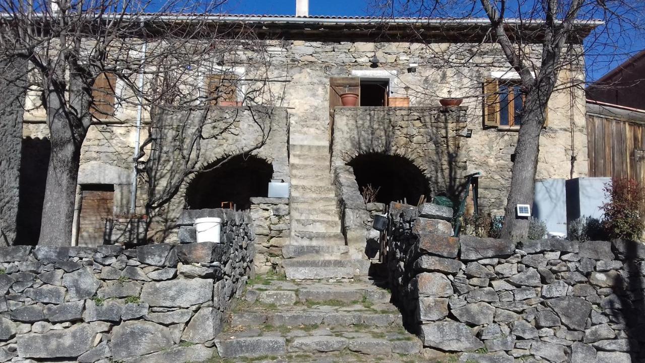 Chambre D'Hote Maison De Caractere 卡拉库齐亚 外观 照片